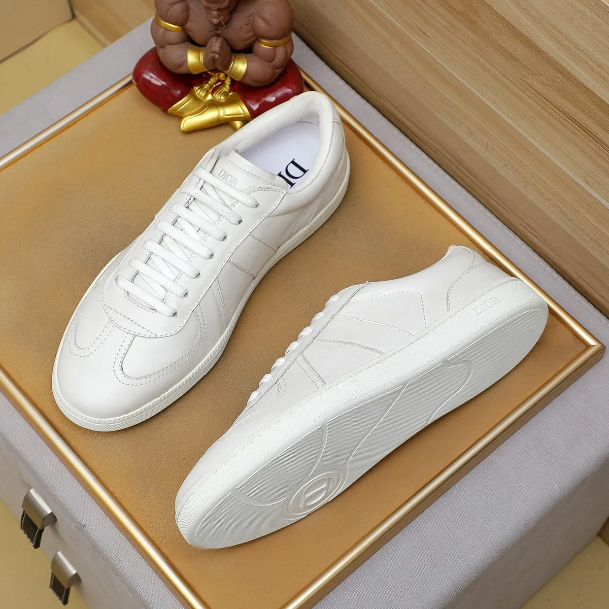 Men's clothing and shoes 💰540 💰🔥[Dior] High-end top-notch 🔝 purchasing agent 🔍🔍The latest 🇺🇸 counters are on sale simultaneously, original Italian calfskin (high-end, extravagance, and grade) with exquisite workmanship (cowhide Inner lining) Sole: Original sole provided by the original factory ⚠️Outsole. Comfortable, wear-resistant, non-slip, real-life photo🎬The real thing is more beautiful🔍Color: 4 colors available💕💕Number of yards: 39-44...